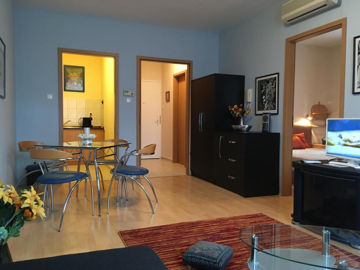 Római Apartmanház Apartment Heviz Ngoại thất bức ảnh